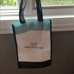 Vineyard vine bags